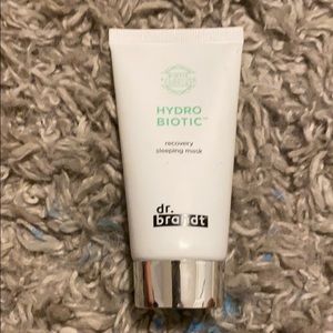 Dr. Brandt recovery sleeping mask